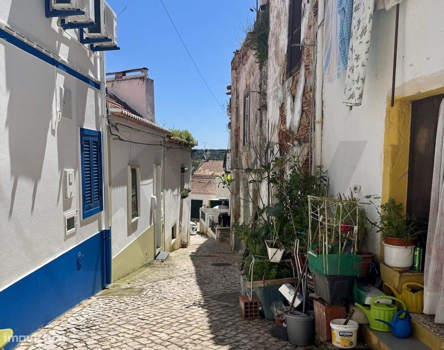 Oportunidade Única no Centro Histórico de Alcácer do Sal – Prédio em r