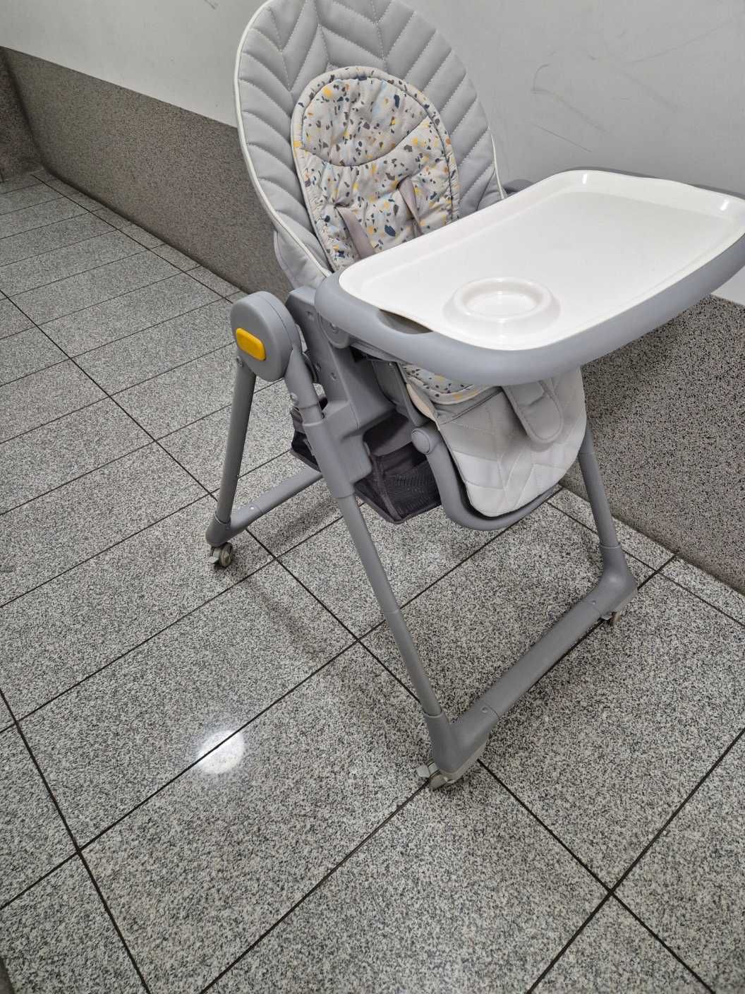 Krzesełko dla dzieci do karmienia Kinderkraft Lastree 2w1