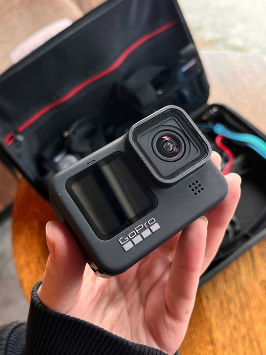 Екшн-камера GoPro Hero 9 з величезним комплектом