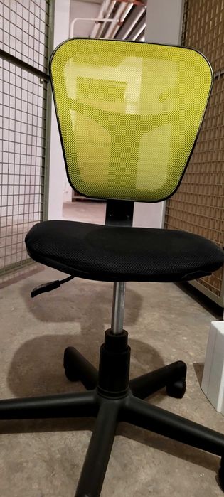 Krzesło biurowe dla dziecka