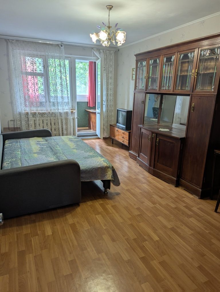 Сдам 2-комнатную долгосрочно