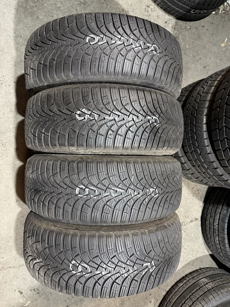 Opony zimowe 205/55/16 Goodyear 4szt 7mm 2020r