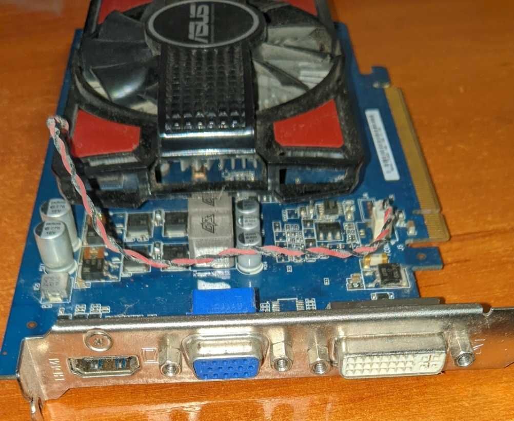 Продам видеокарту En GT440/DI/1GD3
