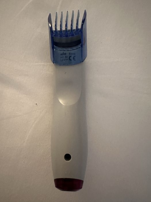 Maquina cortar cabelo em otimo estado