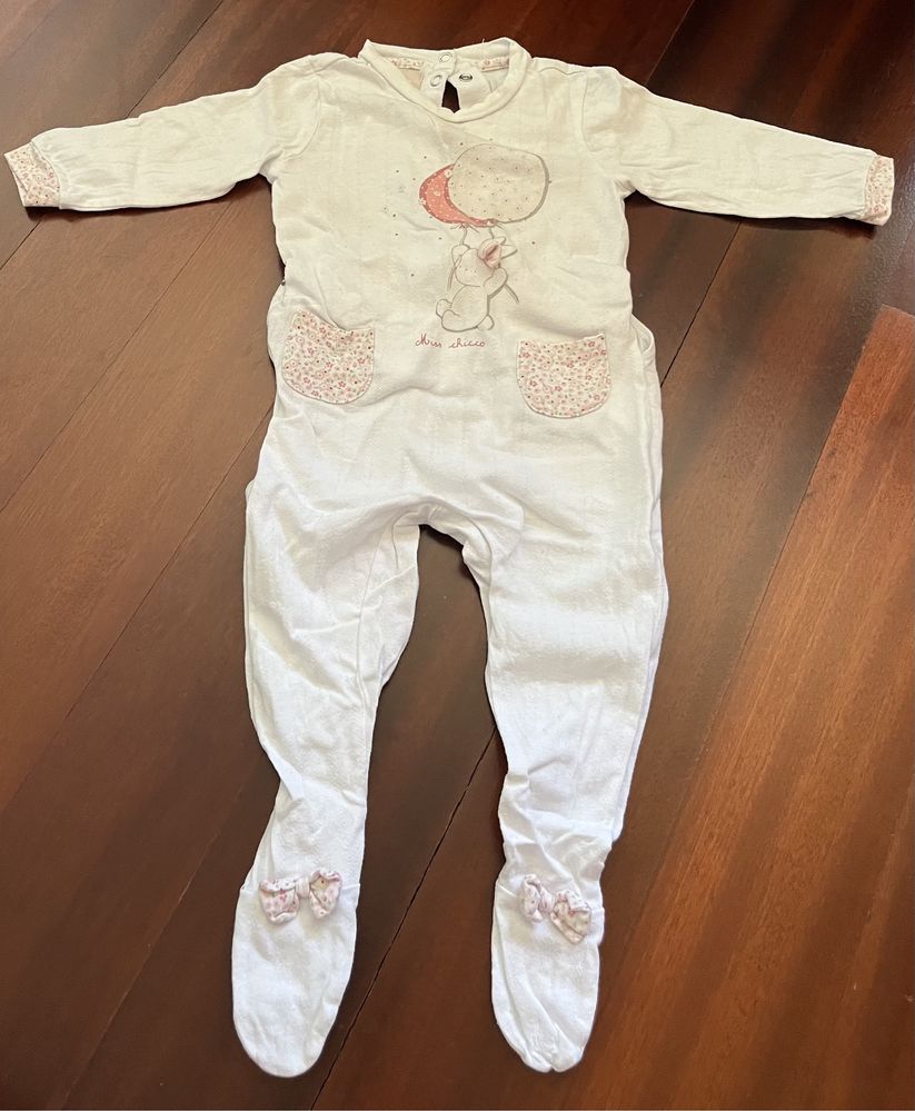 5 babygrows Chicco tamanho 9m