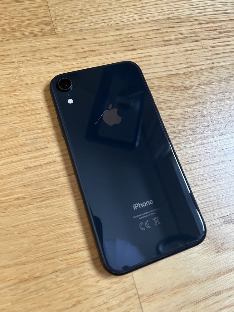 iPhone XR 128GB black