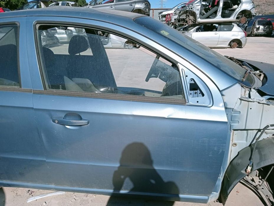 PORTA FRENTE DIREITA CHEVROLET AVEO BERLINA