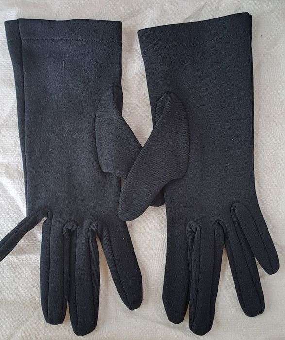 Luvas pretas vintage em malha