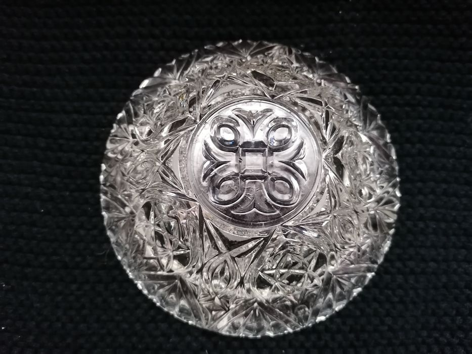 kryształ wys 5cm średnica 14 cm