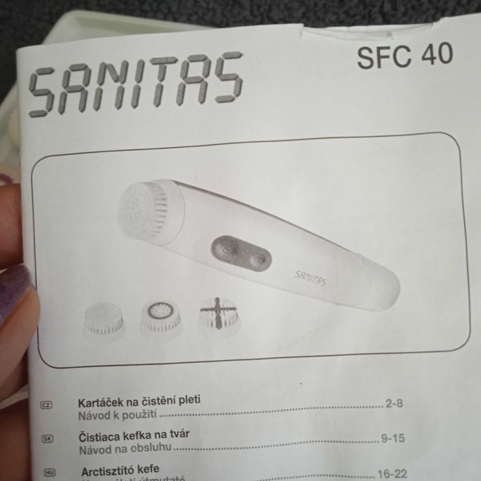 Набір електричних щіток для очищення та масажу обличчя sanitas  sfc 40