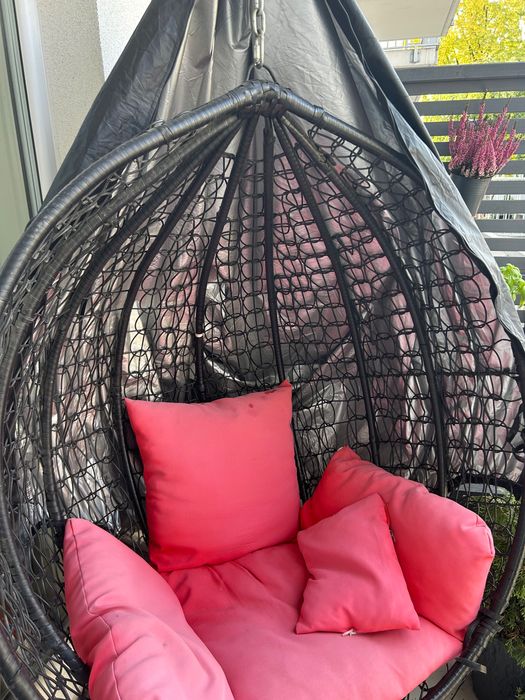 Wiszący fotel ogrodowy