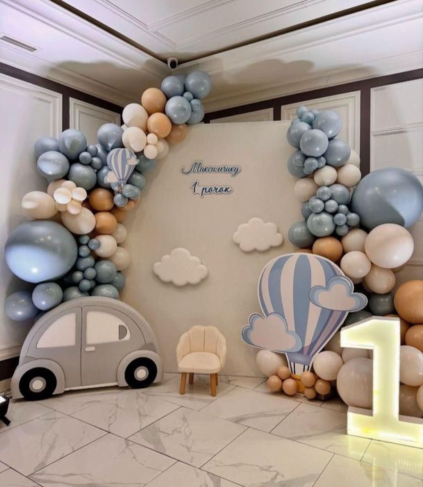 Фотозони, повітряні гірлянди та кульки з гелієм для вашого свята