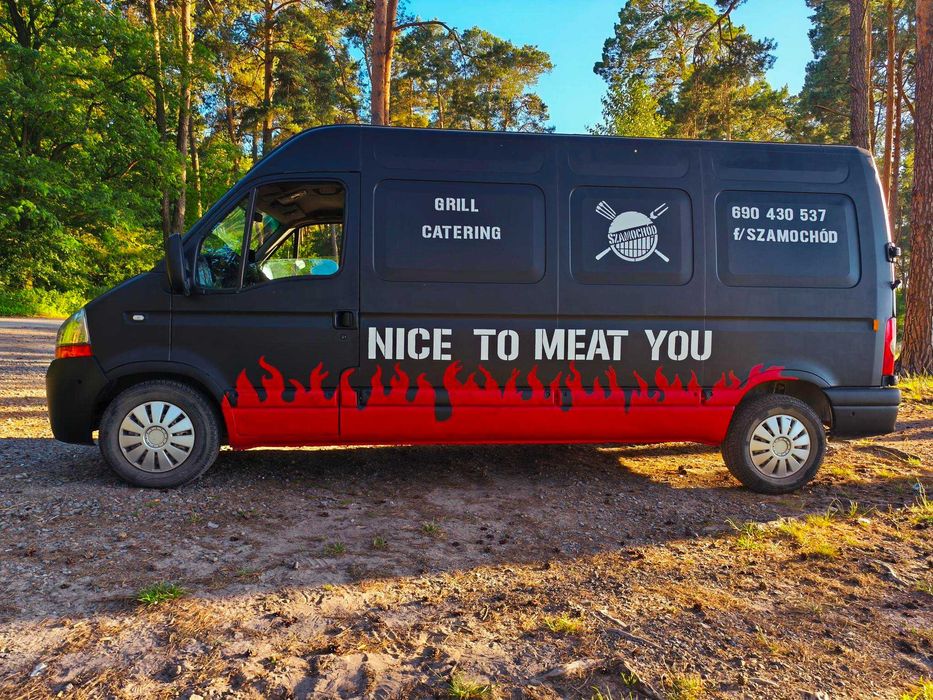 Food truck gotowy do prowadzenia działalności gastro Renault Master