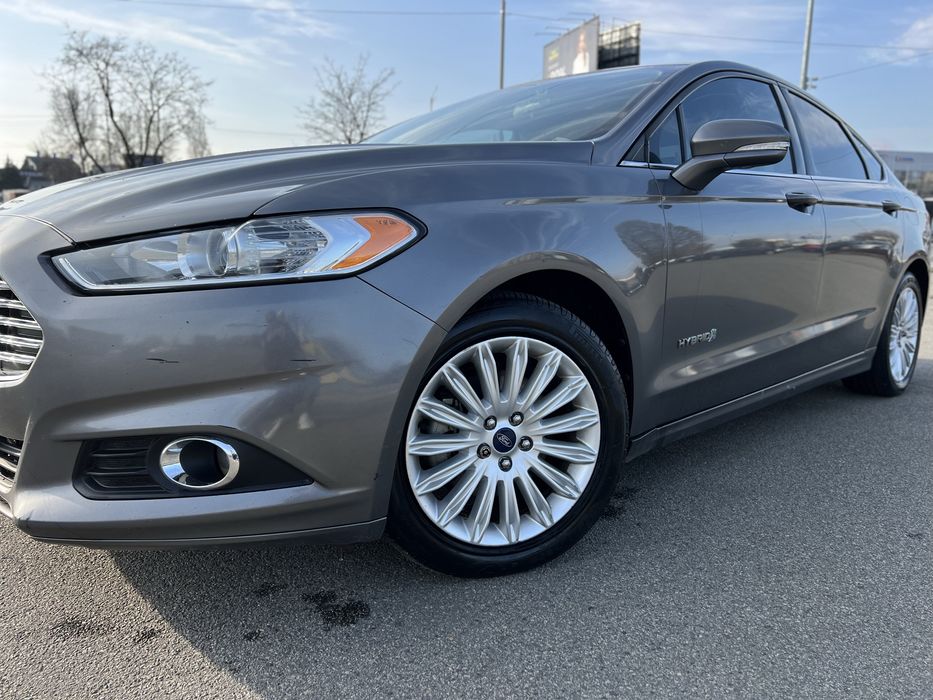 Ford fusion 2.0 hybrid