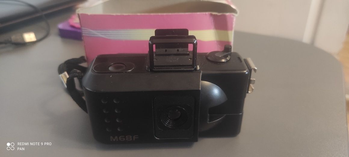 Фотоапарат плівка M68F