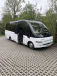 Mercedes Mago 818