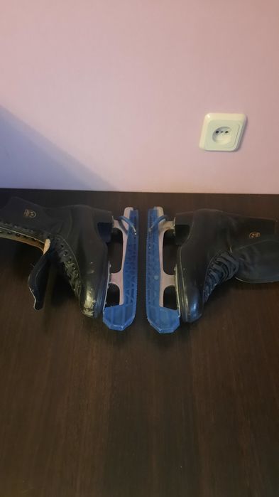 Жіночі фігурні ковзани (коньки) Botas, р. 36 виробництво Чехія(вінтаж)