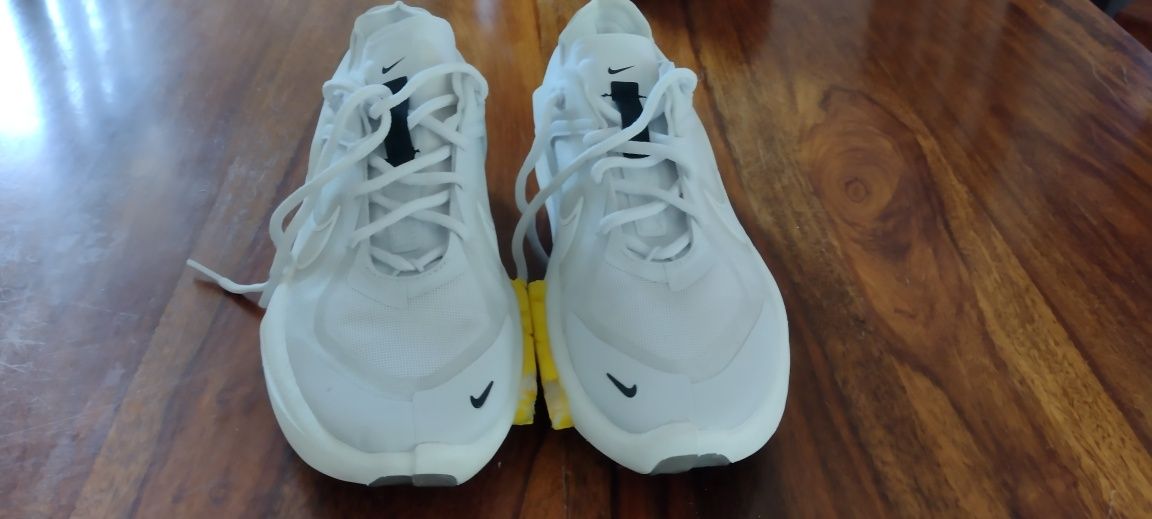 Nike WMNS Fontanka Edge (grey / yellow)
 rozmiar 37,5