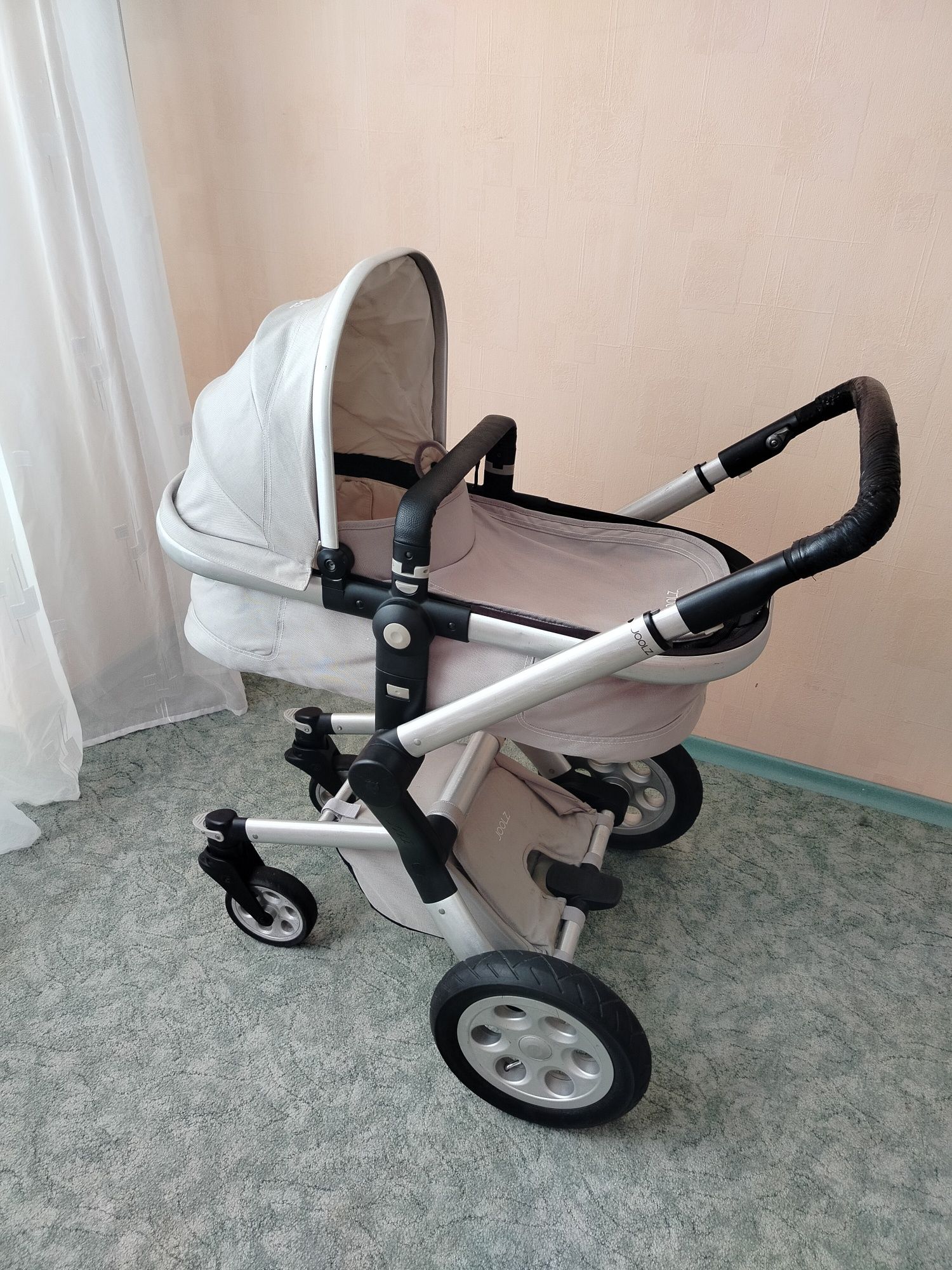 Коляска joolz 2  в 1,люлька,прогулочная,каляска