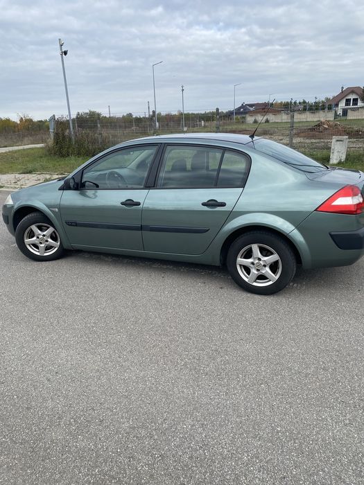 Renault Megane 2005  1.6 benzyna niski przebieg 181.000