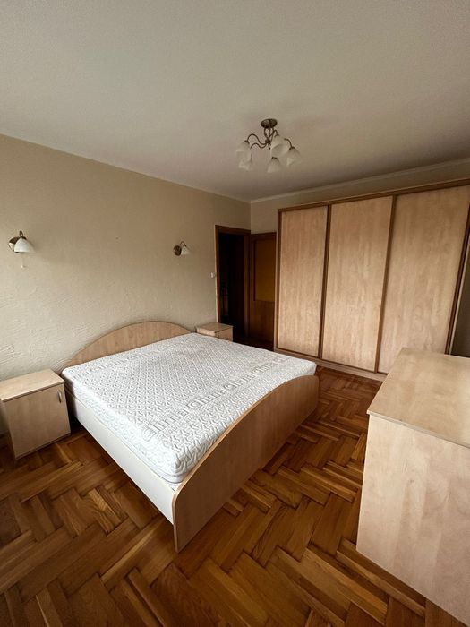 Meble do sypialni zestaw z łóżkiem