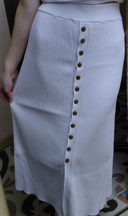 Спідниця міді трикотажна