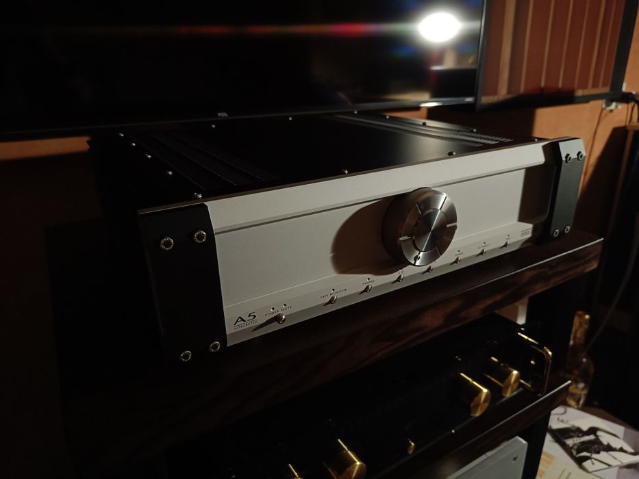 Musical fidelity A5 (250/400Watt)