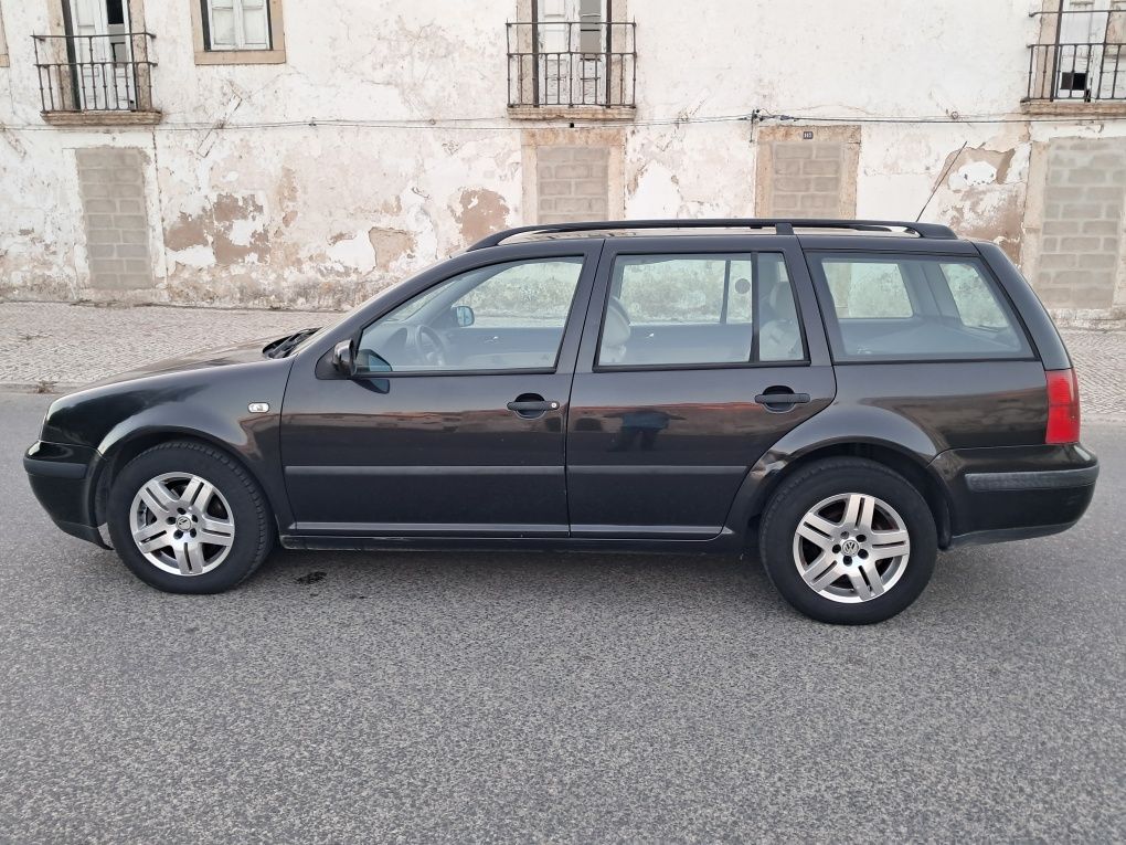 VW Golf variant 1,600