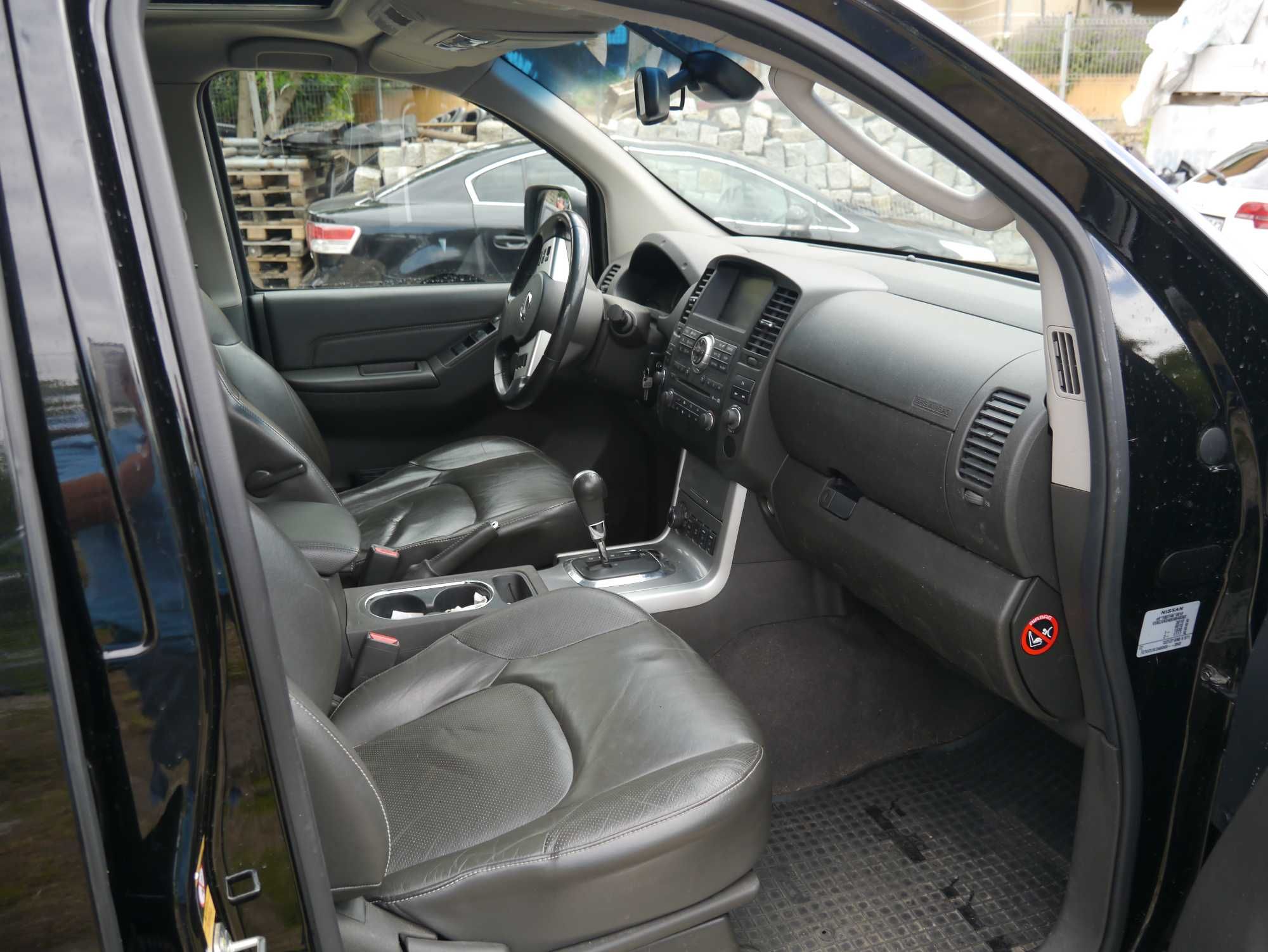 Nissan Navara 3,0 DCI V6 Platinum Long EU5, 2014