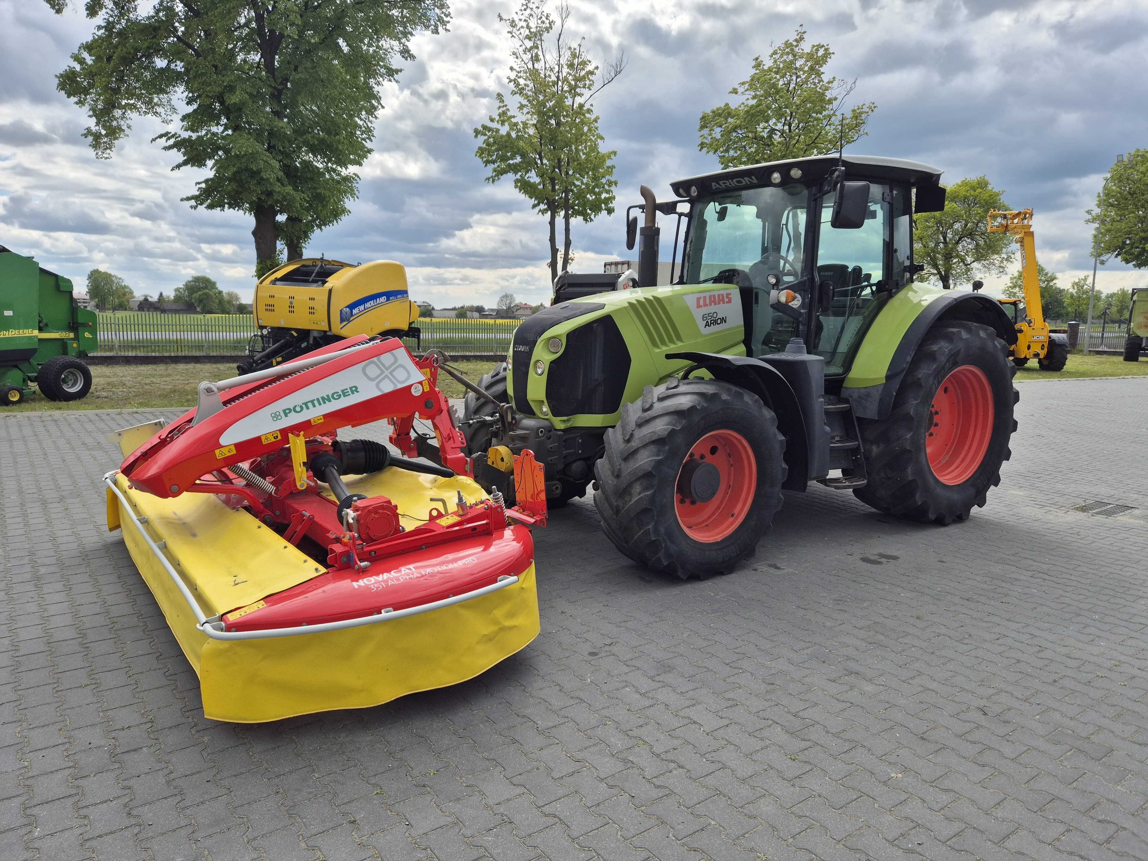 Claas  Arion 650