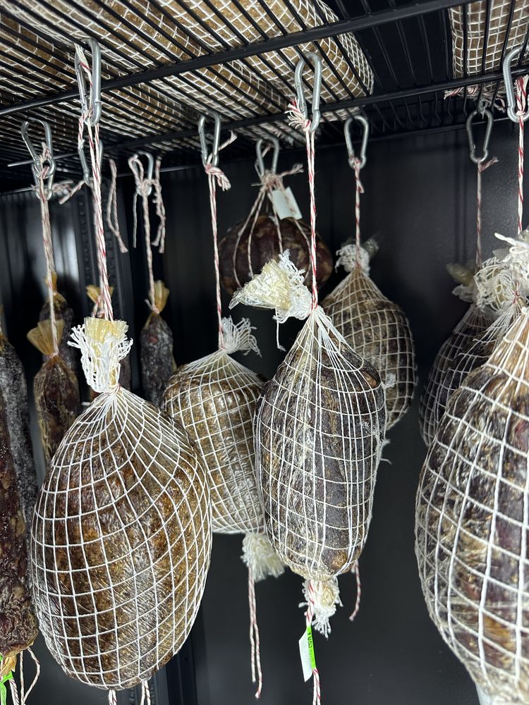 Продаємо сировялену продукцію з яловичини