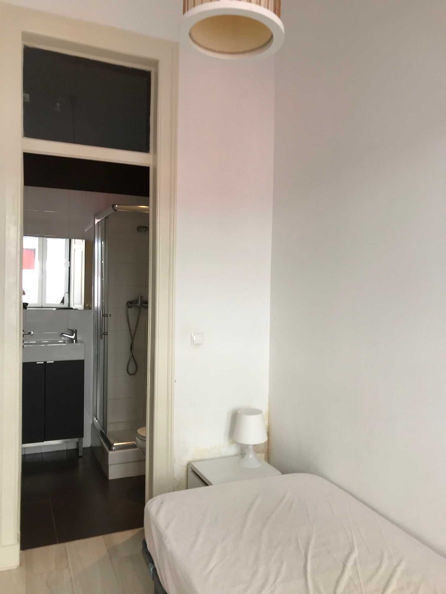 Quarto individual para estudante Lisboa Cidade Universitaria