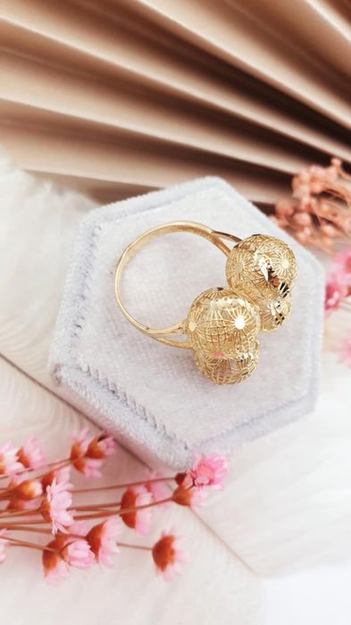 PROMOCJA !!! Piękny złoty pierścionek z ażurowymi kulkami