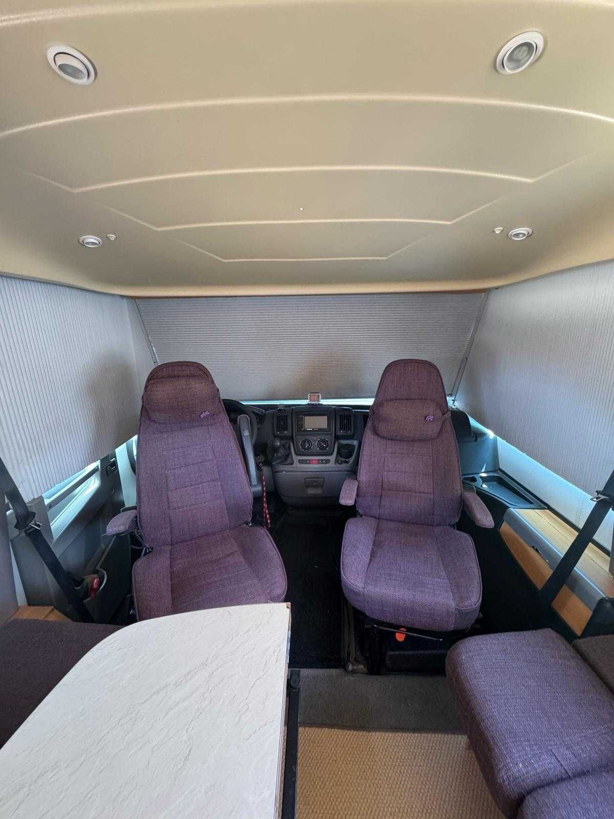 Autocaravana Pilote G710 6 Dormidas Full Extras, como nova.