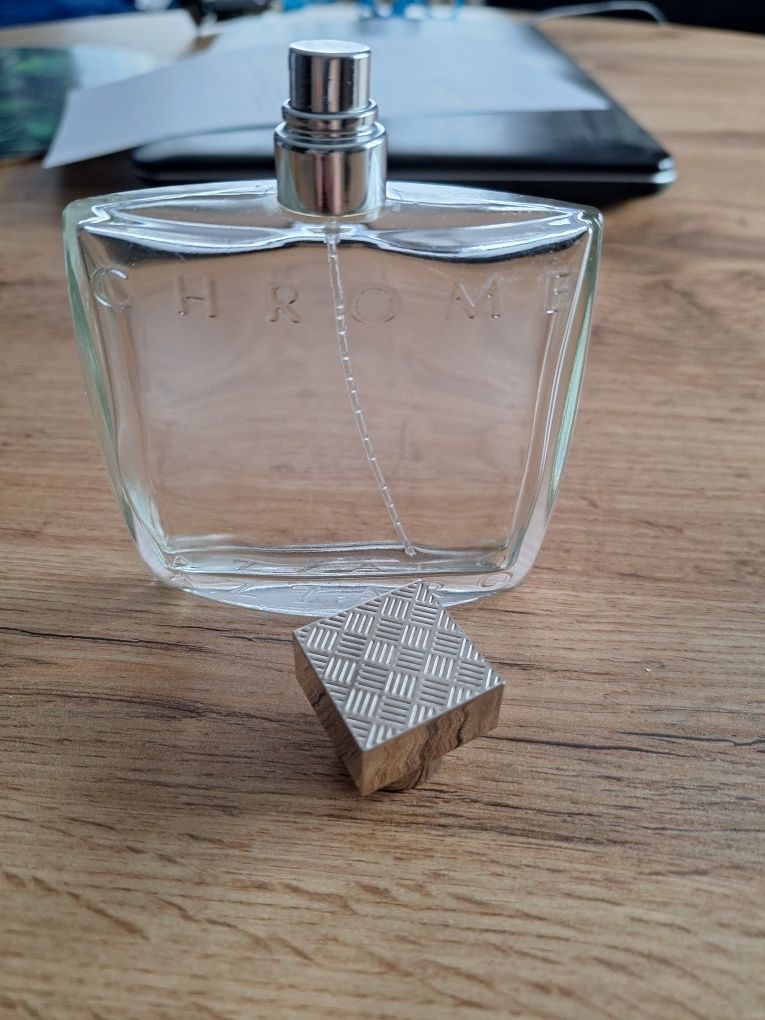 Pusty flakon  Azzaro Chrome
