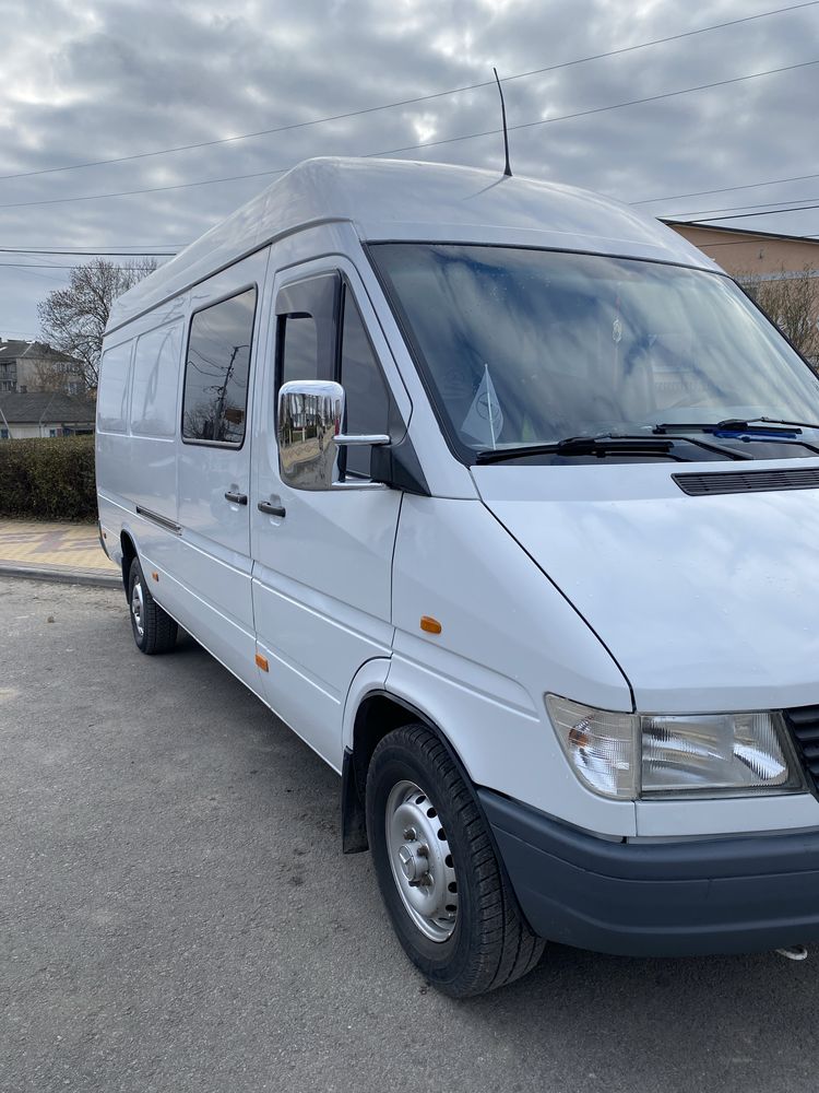 Mercesed Benz Sprinter 312D груз пас