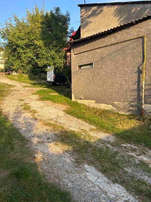 Продаж окрема будівля комерційного призначення в с. Зимна Вода