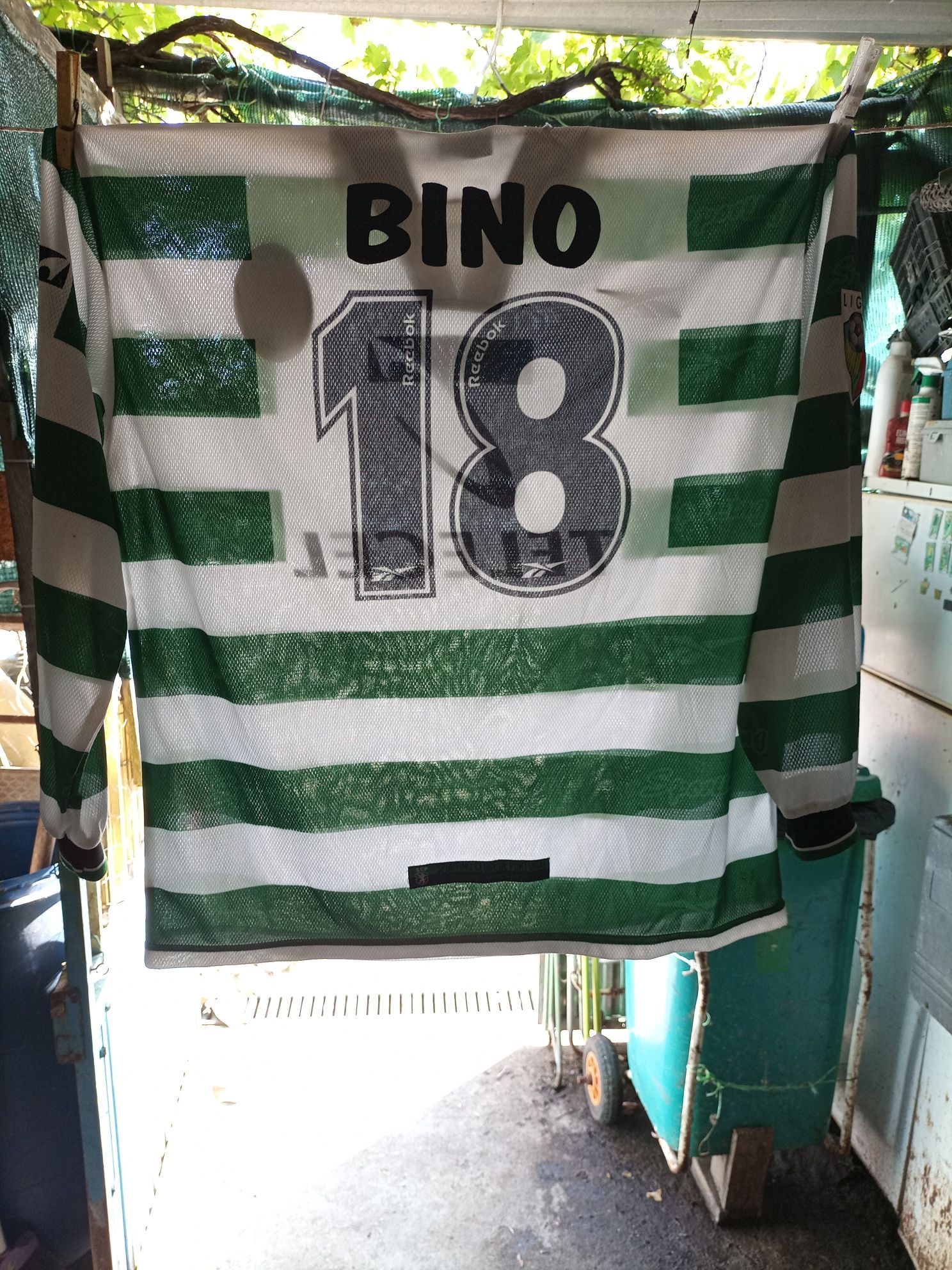 Camisola retro de futebol