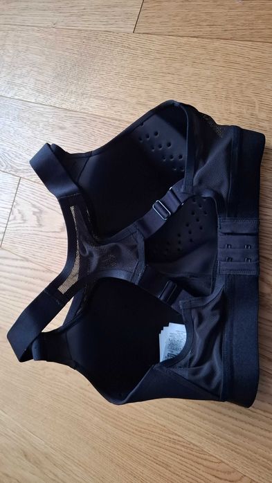 Nowy biustonosz sportowy Decathlon, 75E/F