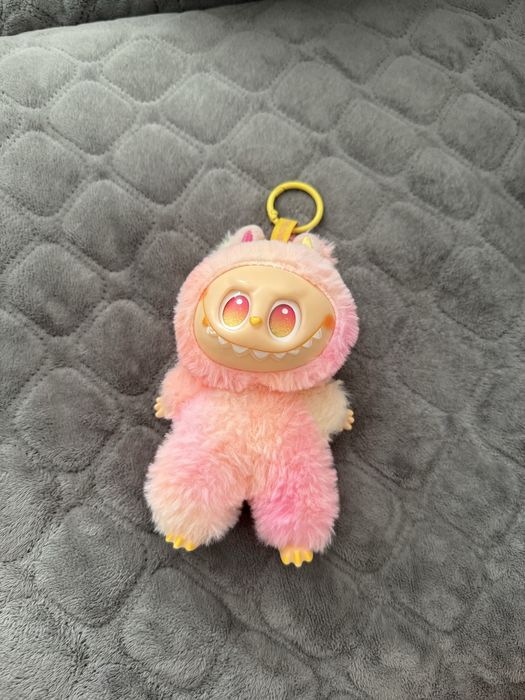 Лабубу 3 серія іграшка брелок Labubu