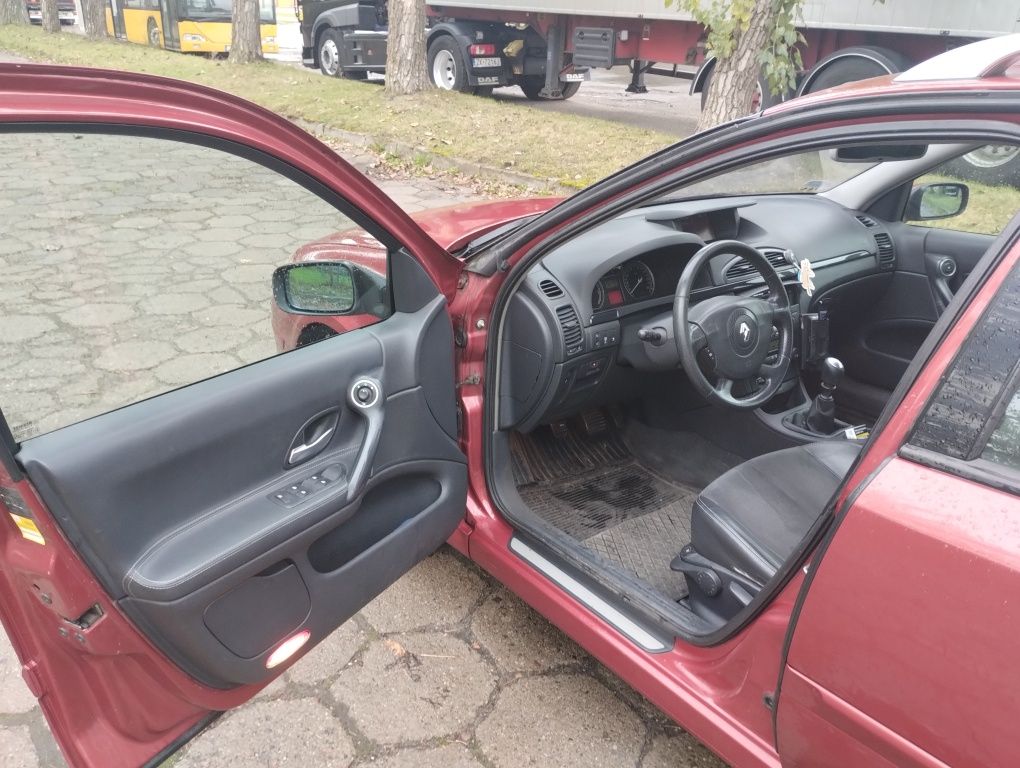 Renault Laguna kombi 1.9dci 2006r. 130KM.