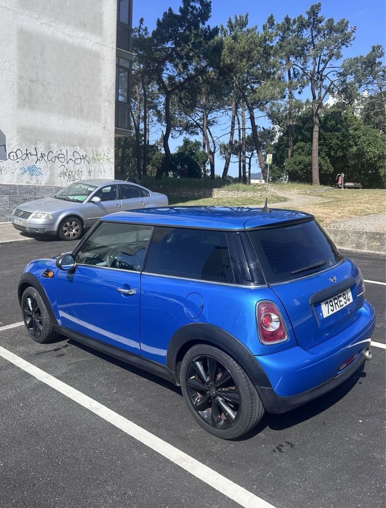 MINI Cooper D (R56) 2012