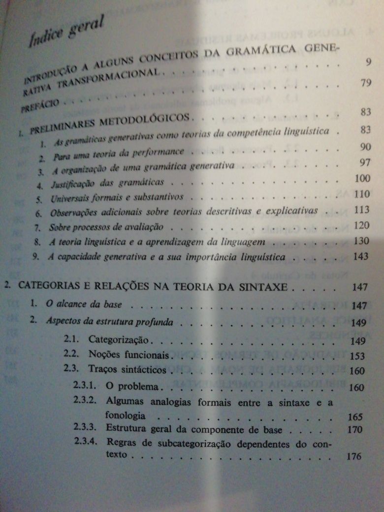 Aspectos da teoria da sintaxe