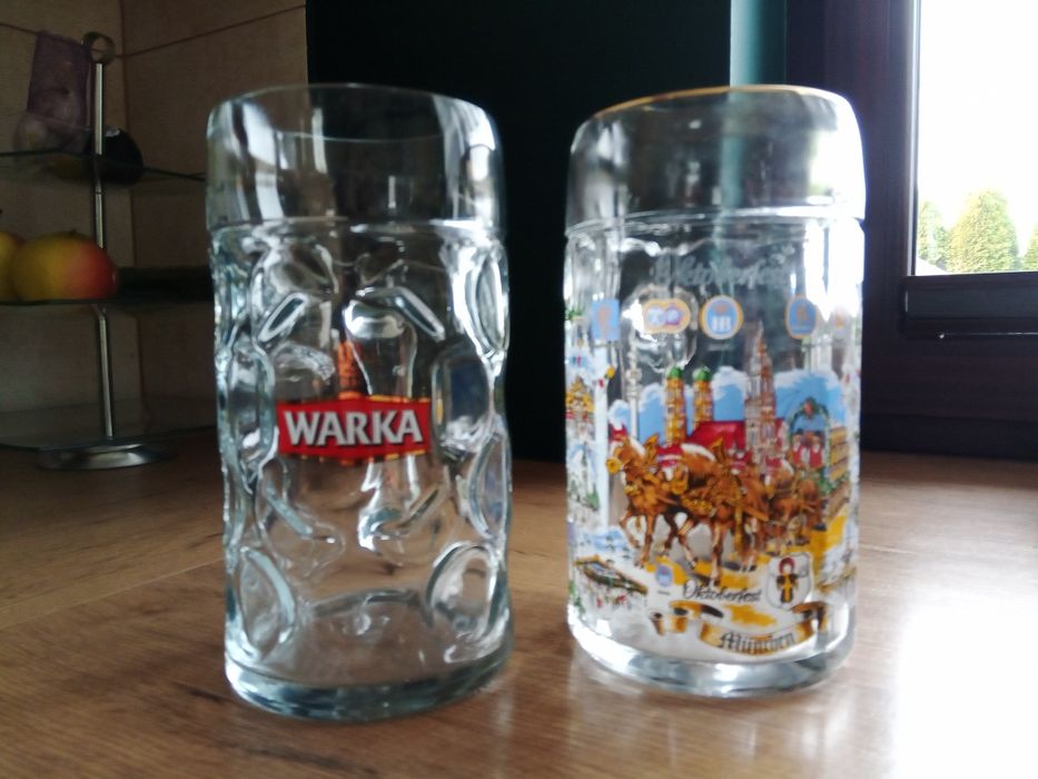 Sprzedam kufle dwa litrowe.