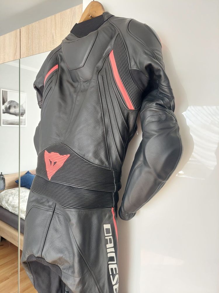 Dainese avro d2 kombinezon