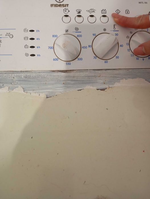 Пральна машинка Indesit WITL 86