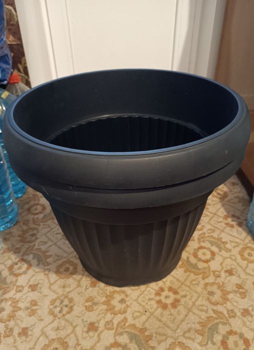 Вазон для уличных и комнатных растений 38 литров Prosterplast.