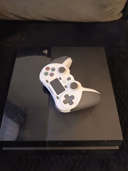 używany playstatuon4