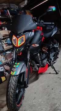 Мотоцикл Bajaj Pulsar NS200