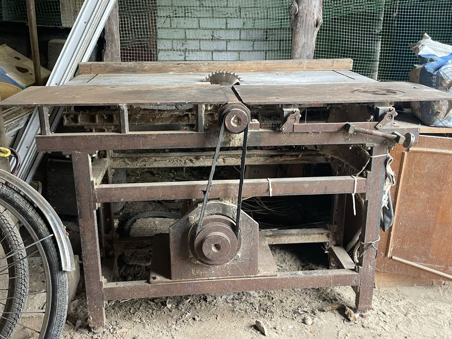 станок  повнісню працює